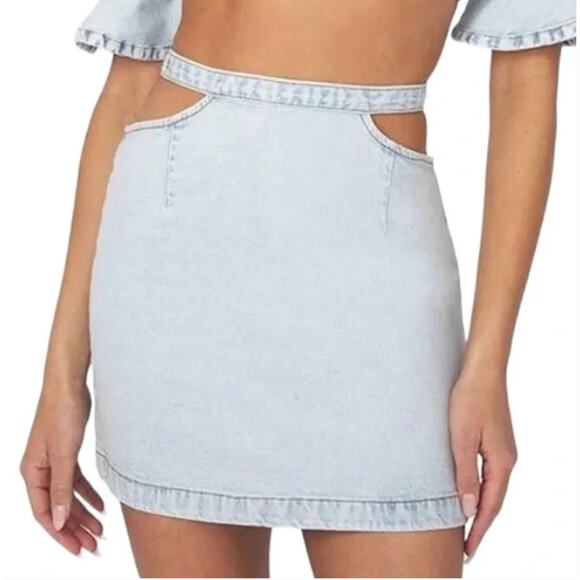 We Wore What Indigo Comfort Skirt Cut Out Sm Super Light Mini Denim Revolve NWT - Picture 1 of 14